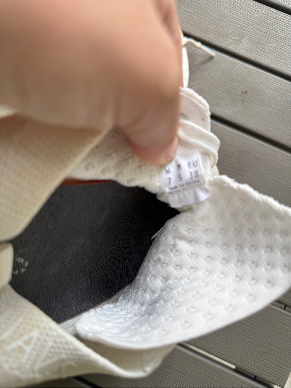 Suavs the Zilker Marshmallow - Gum Women's Go Anywhere DO Anything Shoes Size 7 - Picture 10 of 11